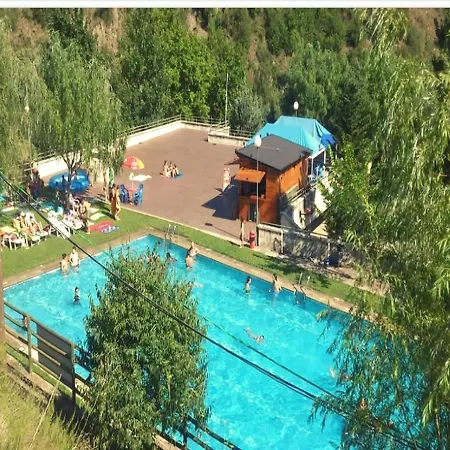 Vandrerhjem Les Estades Rialp